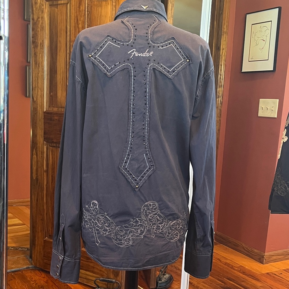 Fender Rare Embroidered Distressed Long Sleeve - Picture 7 of 11